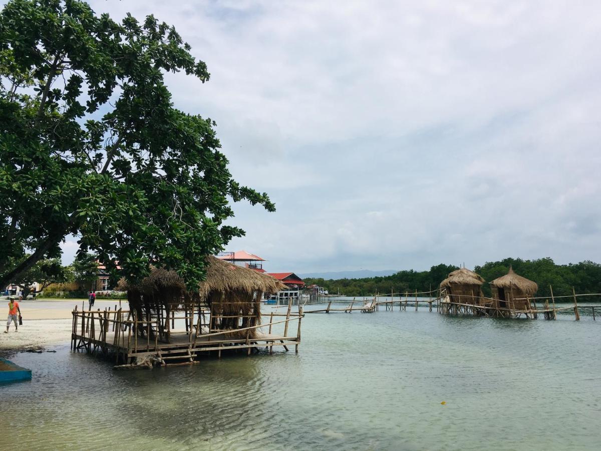 Hometel Barrio House Mactan Lapu-Lapu City Bagian luar foto